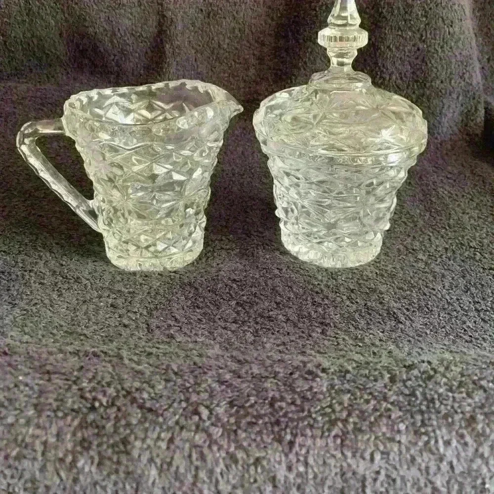 VINTAGE 1980s SHAMROCK SUGAR and CREAMER